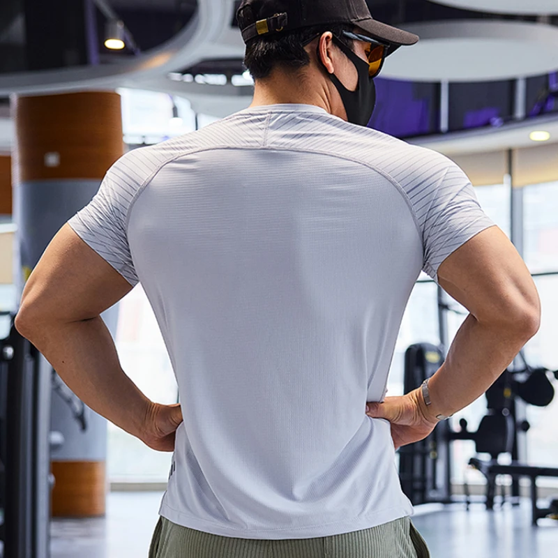 Men Sports T-shirt Dry Fit Sho - Yoga Fitness Wear review and price